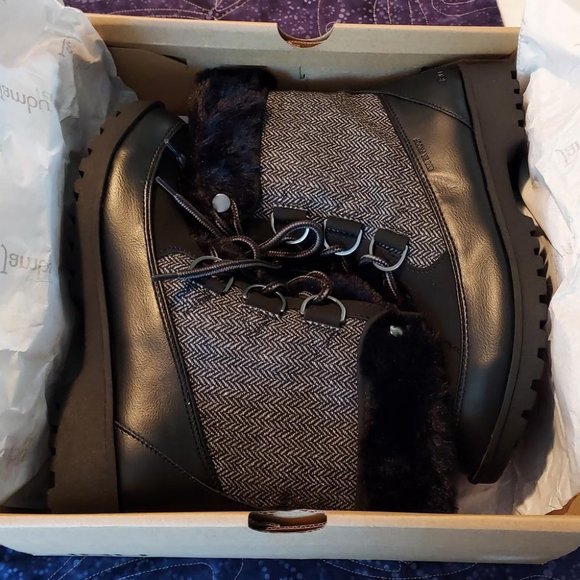 NIB JBU Northgate herringbone faux fur booties, women's size 8 - Picture 6 of 7